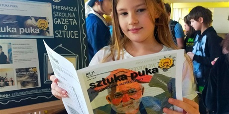 Nowy numer szkolnej gazety Sztuki Puka