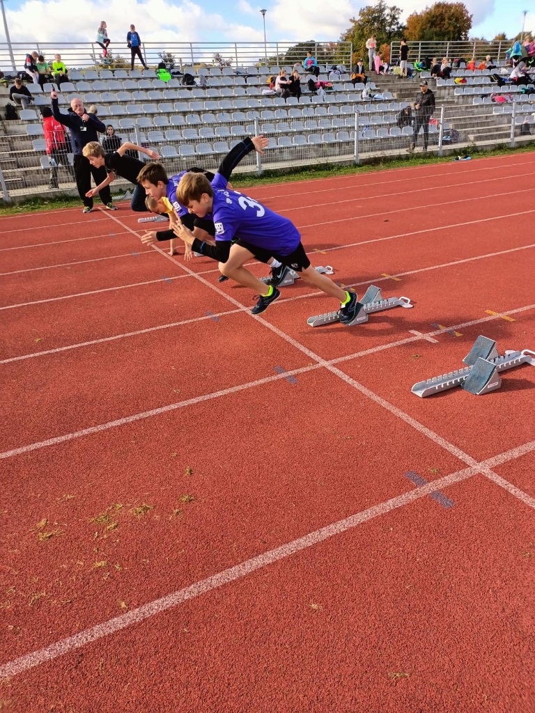 Czwartki Lekkoatletyczne Szko a Podstawowa Nr 45 Im Bohater w Czwartki Lekkoatletyczne Szko a Podstawowa Nr 45 Im Bohater w