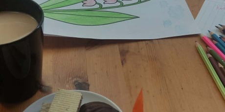 Powiększ grafikę: wolontariusze ze szkoły u Seniorów