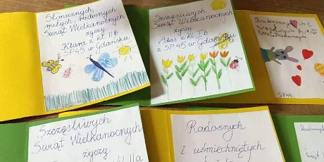 Powiększ grafikę: kolorowe kartki świąteczne dla podopiecznych Fundacji Hospicyjnej 