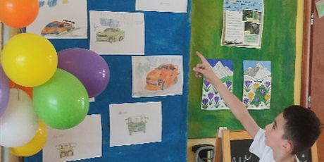 Powiększ grafikę: wystawa prac ucznia z klasy II